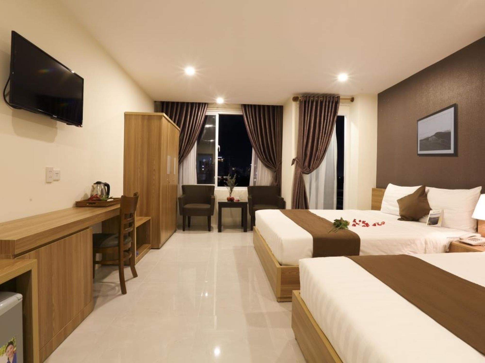 Thu Hien Hotel Nha Trang Bagian luar foto