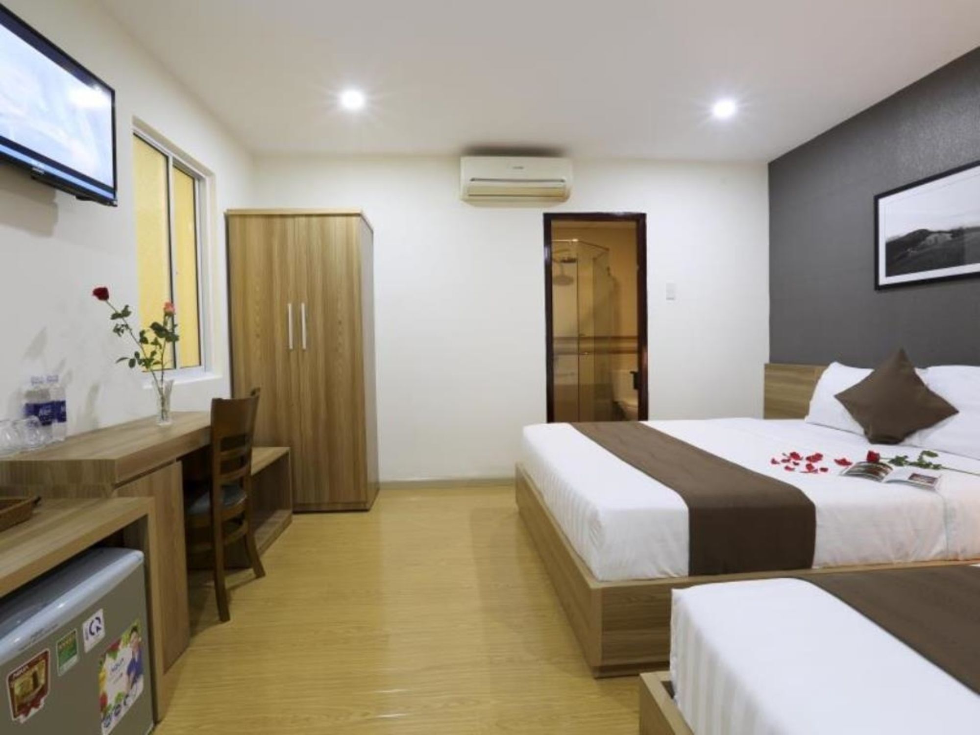 Thu Hien Hotel Nha Trang Bagian luar foto