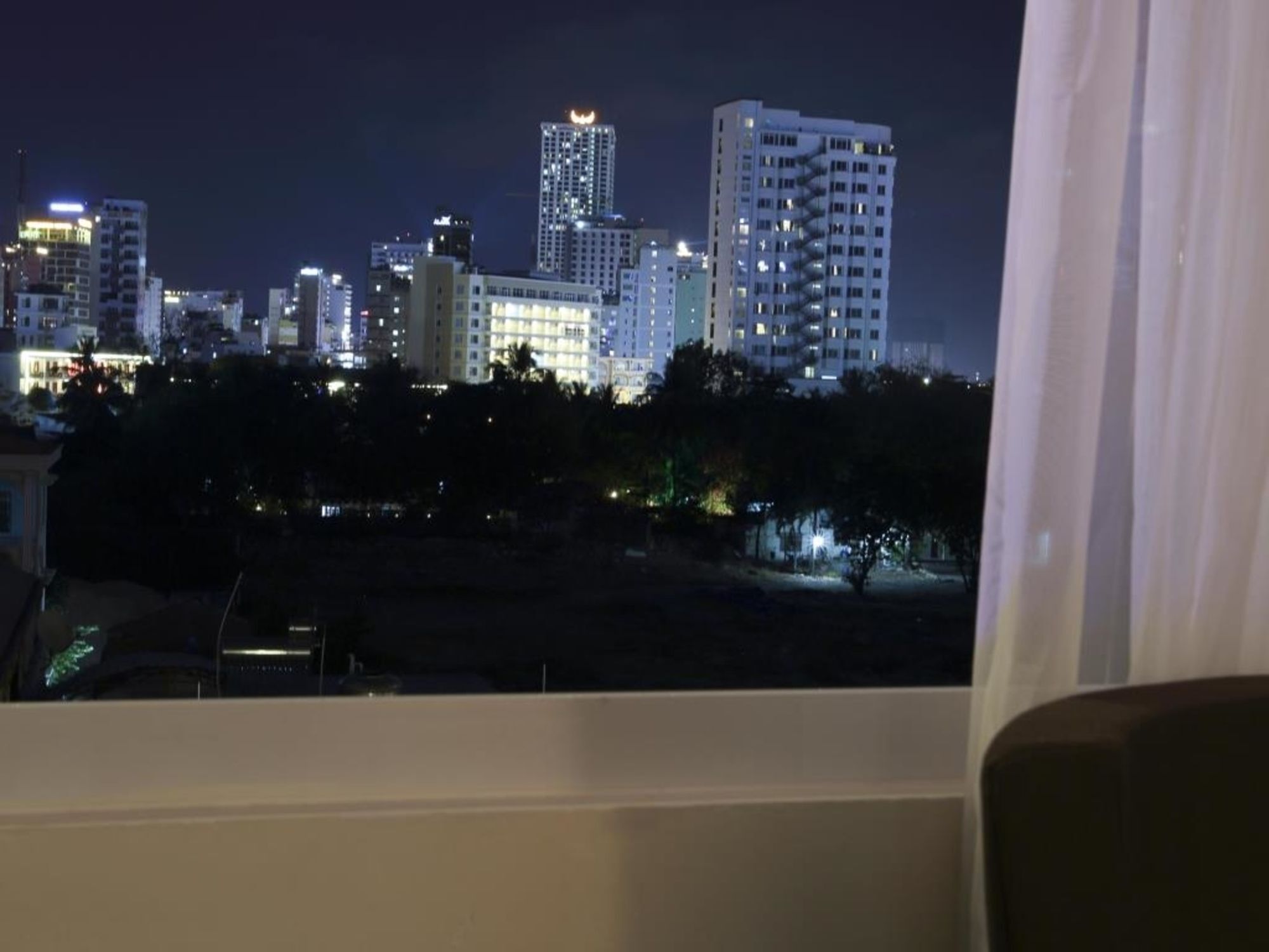 Thu Hien Hotel Nha Trang Bagian luar foto